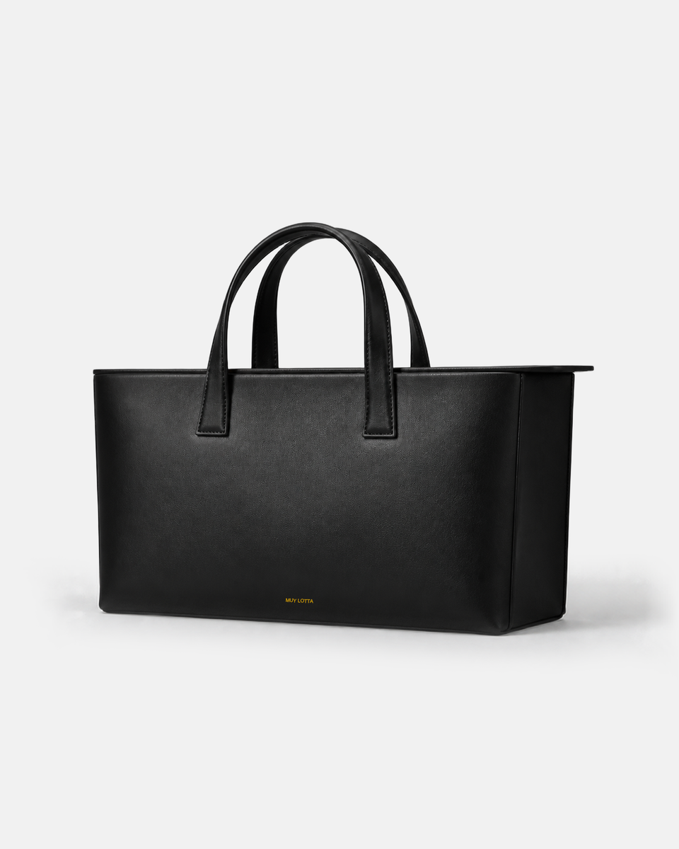 MUYLOTTA ML-TT07 black tote bag, product view.