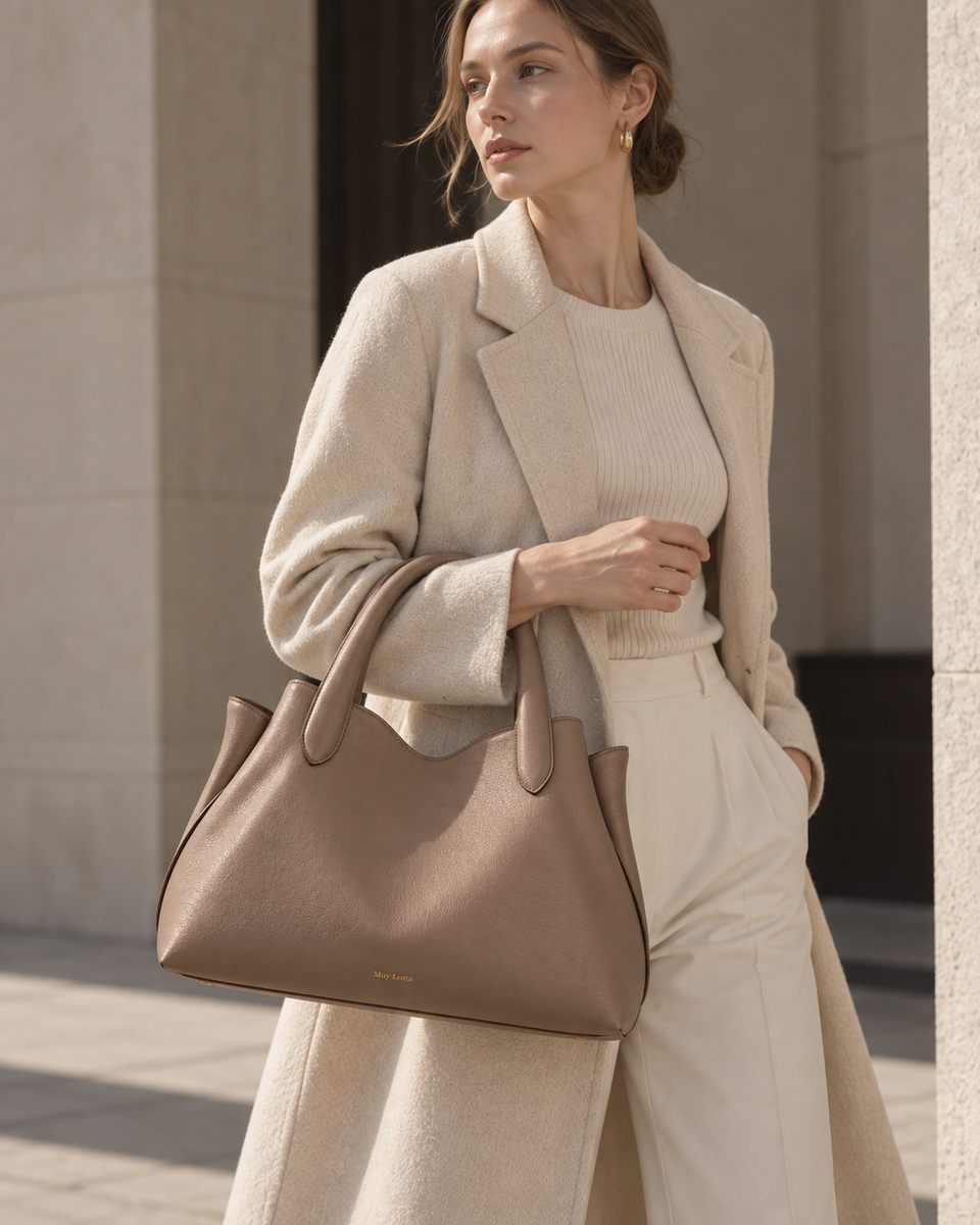 MUYLOTTA PETALVALE VALLORIA Truffle Taupe tote image 5